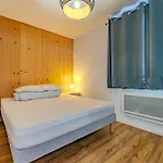 Blanc Apartment